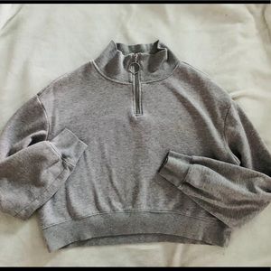 H&M grey cropped sweater